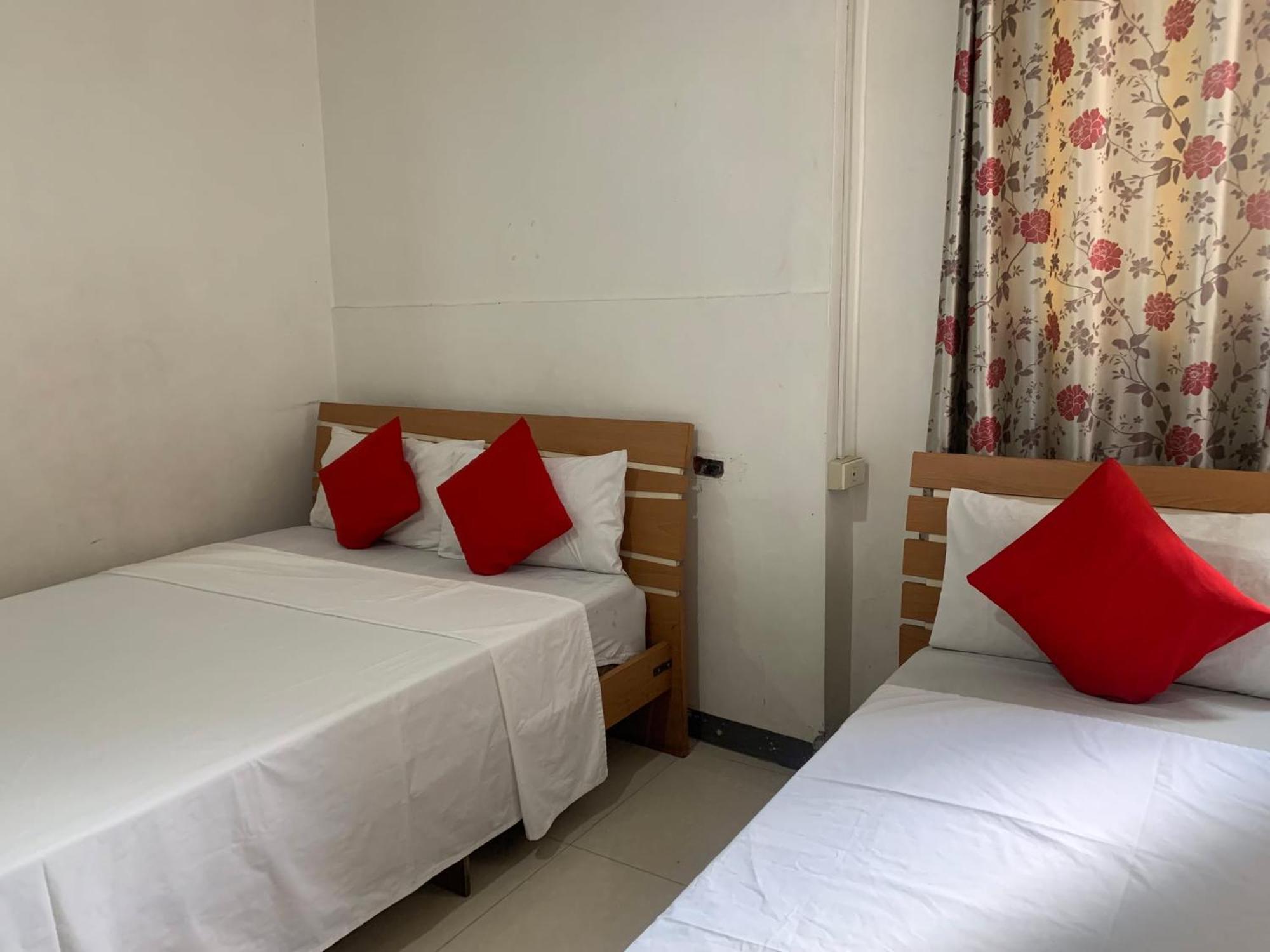 Lucky Hotel Манила Экстерьер фото